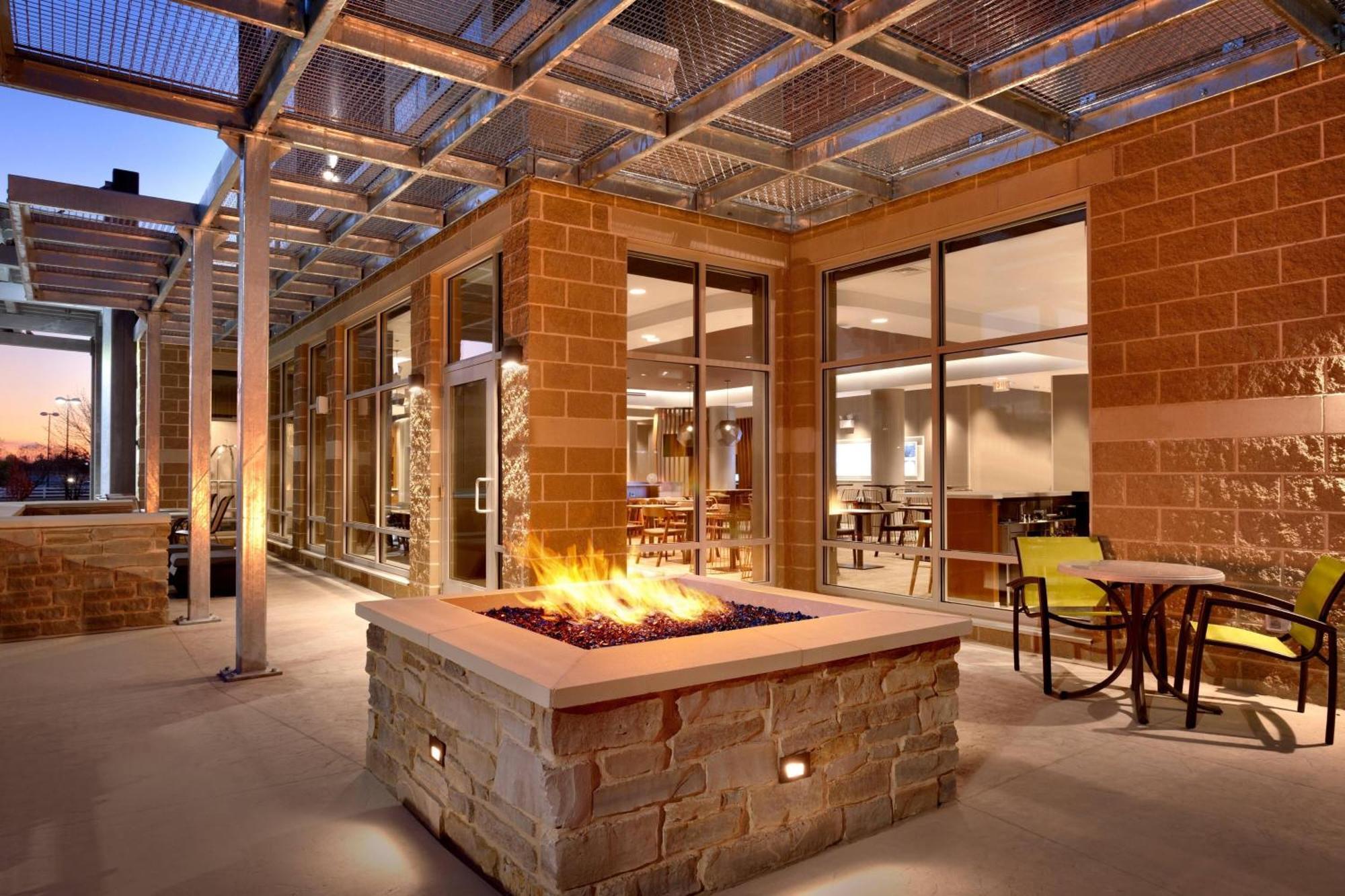 Springhill Suites By Marriott Coralville Kültér fotó